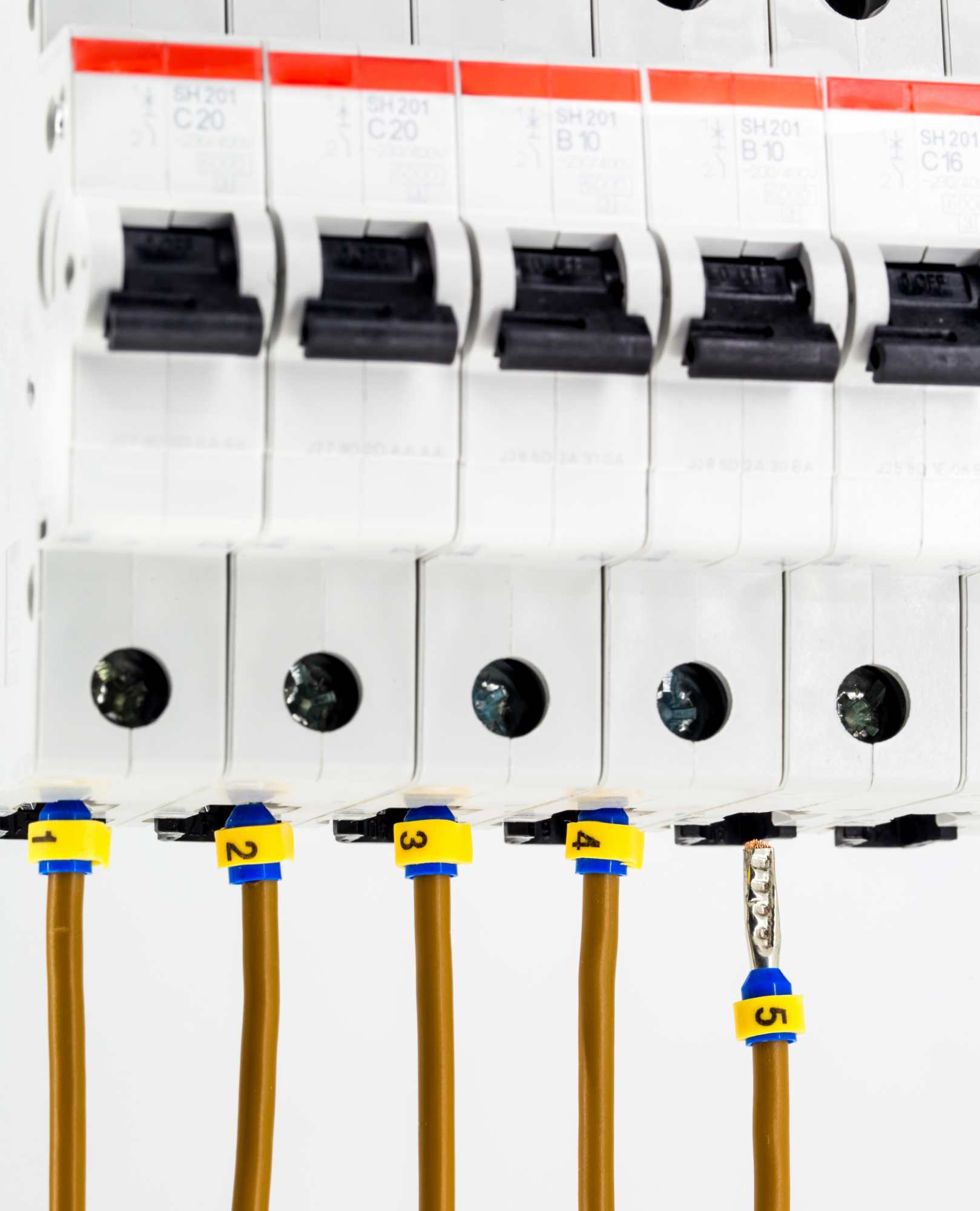 Instalaciones electricas seguras para boletin en La Eliana - Proverg Services